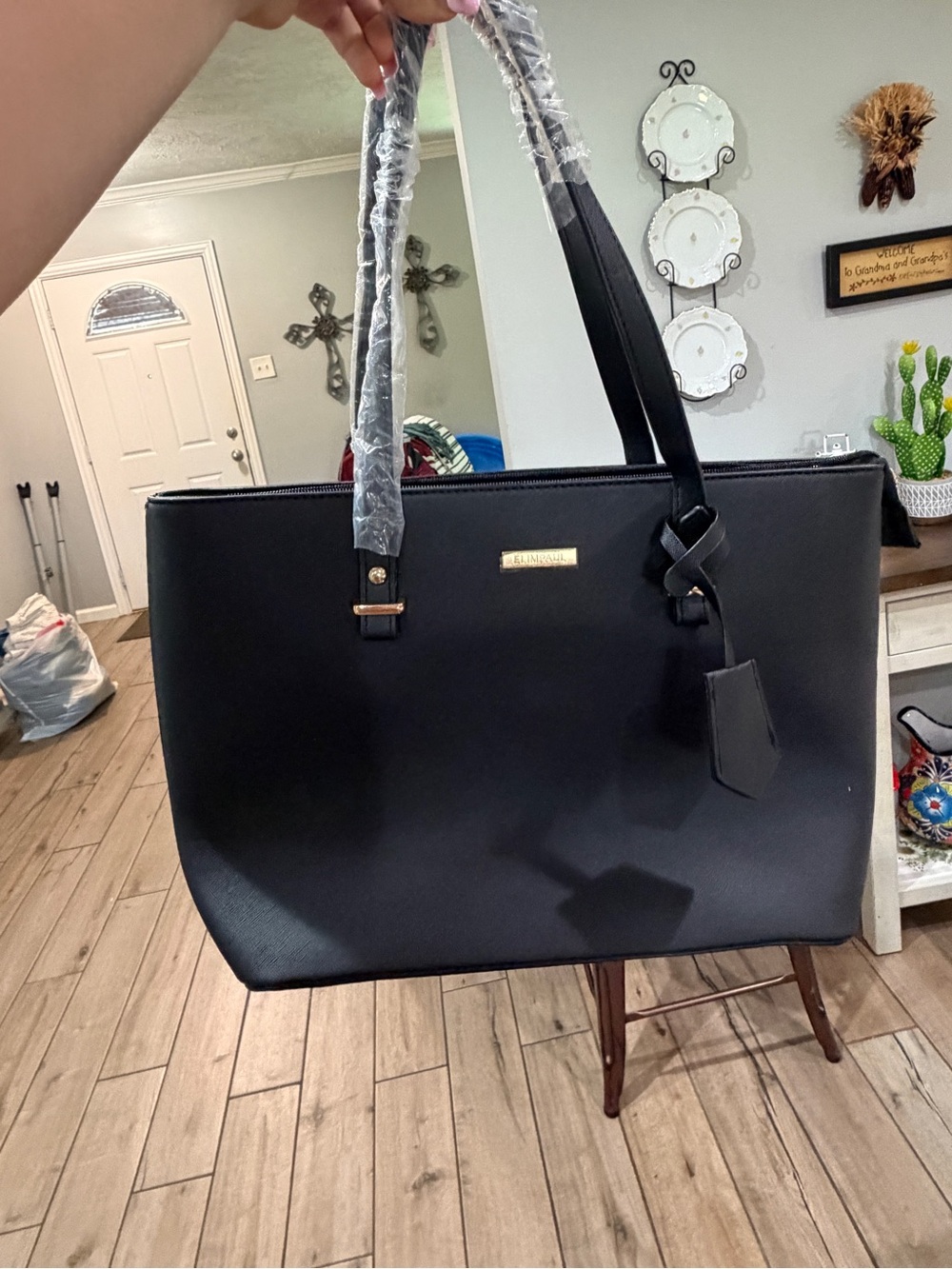 Black Structured Tote Bag - Classic Everyday Carryall